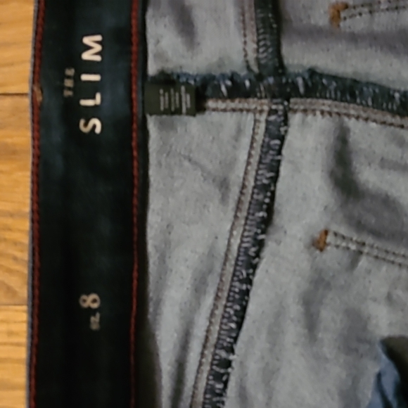 Jeans - Picture 2 of 3